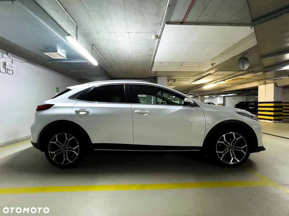 Kia XCeed 1.4 T-GDI L Business Line - 9