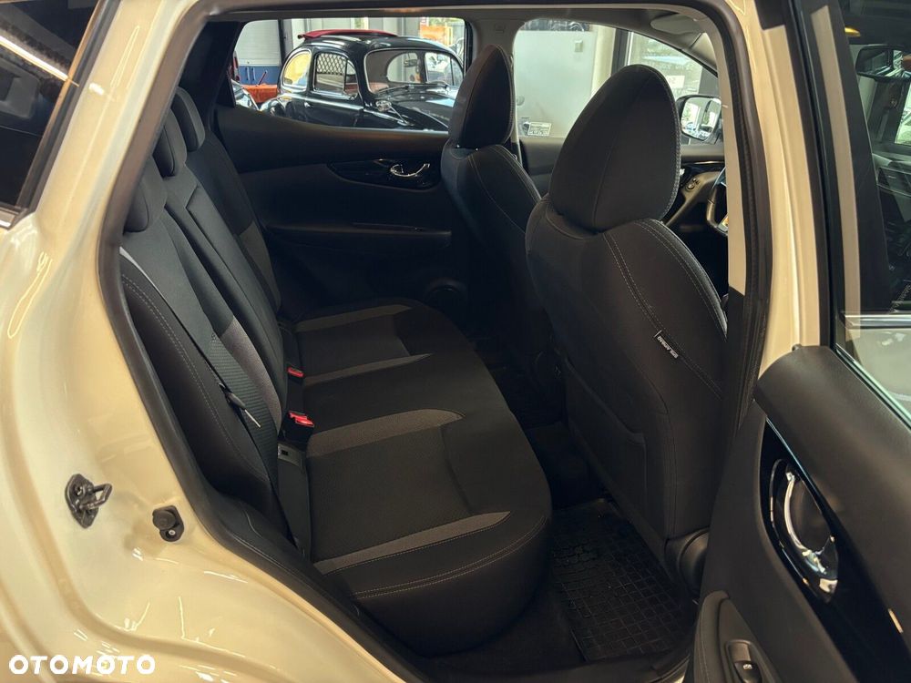 Nissan Qashqai - 34