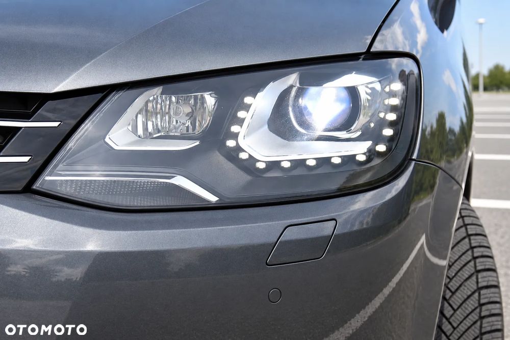 Volkswagen Sharan 2.0 TDI DSG Highline - 35
