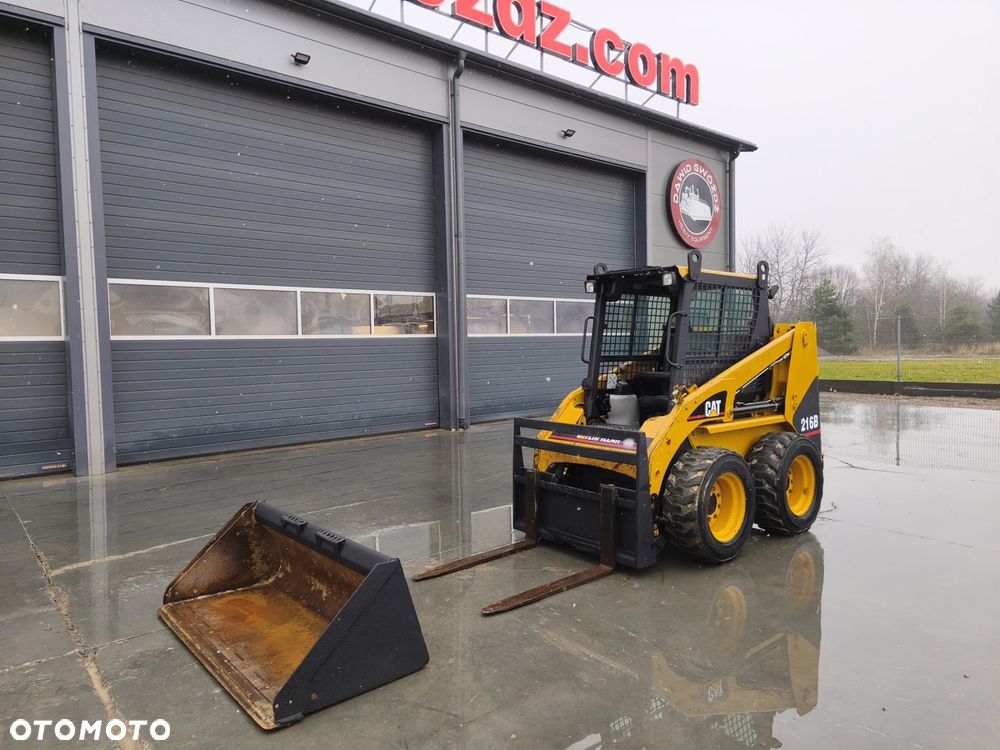 Caterpillar 216B - 2