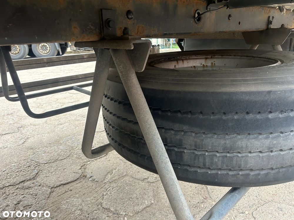 Schmitz Cargobull LAMBERET THERMO KING SL / GRUBA ŚCIANA 7 CM / OŚ PODNOSZONA / SPRAWNA CHŁODZI i GRZEJE BEZ PROBLEMU / HAMULCE TARCZOWE / 2007 ROK !! - 30