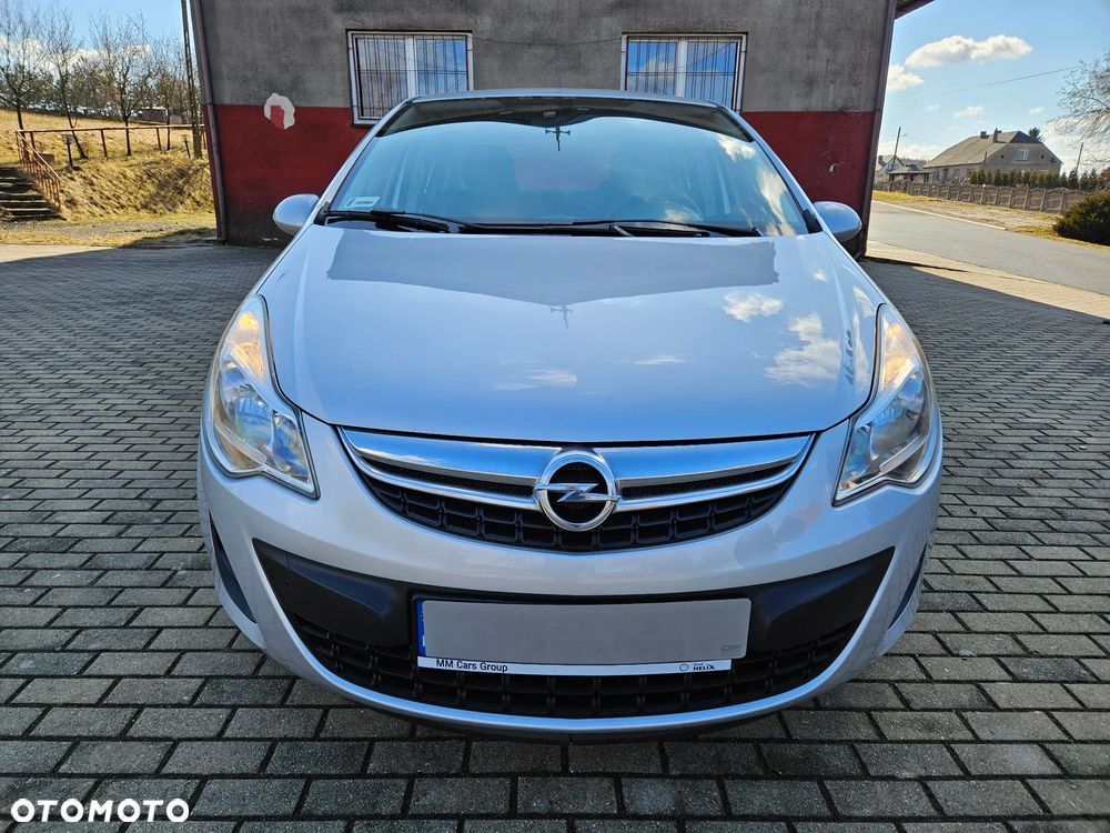 Opel Corsa 1.2 16V Essentia - 3
