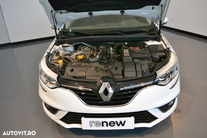 Renault Megane TCe Business - 20