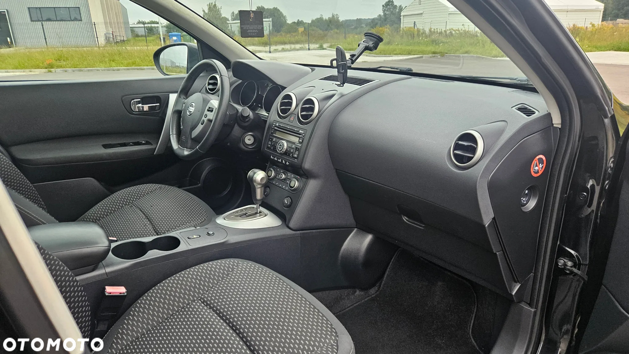 Nissan Qashqai 2.0 Acenta CVT - 27
