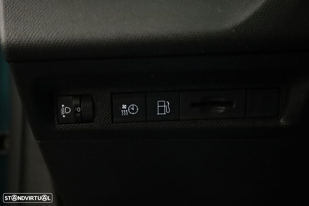 Peugeot 308 SW 1.6 Hybrid Allure e-EAT8 - 19