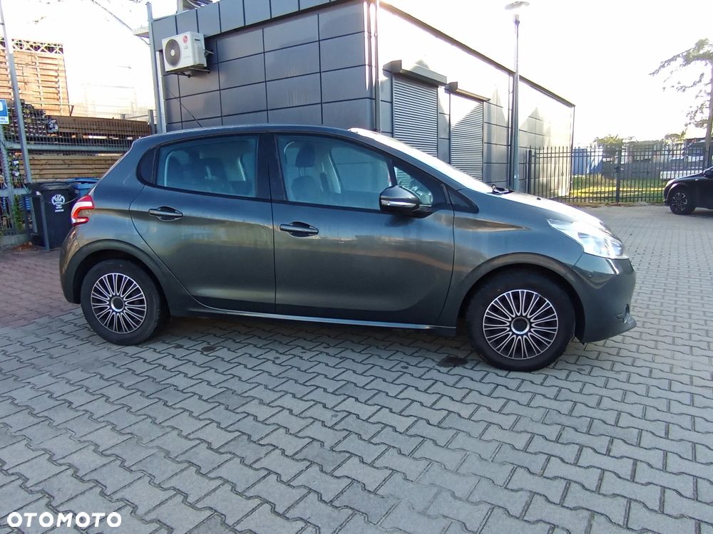 Peugeot 208 1.2 VTi Active - 3