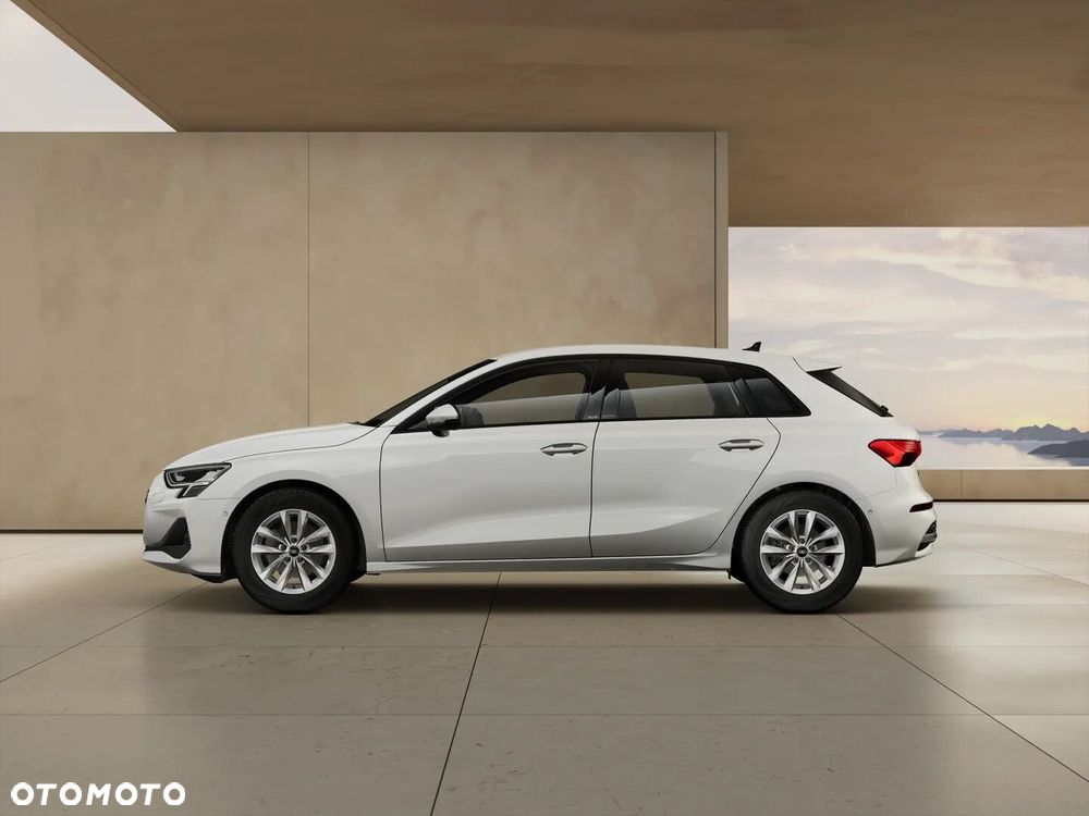 Audi A3 Sportback - 2