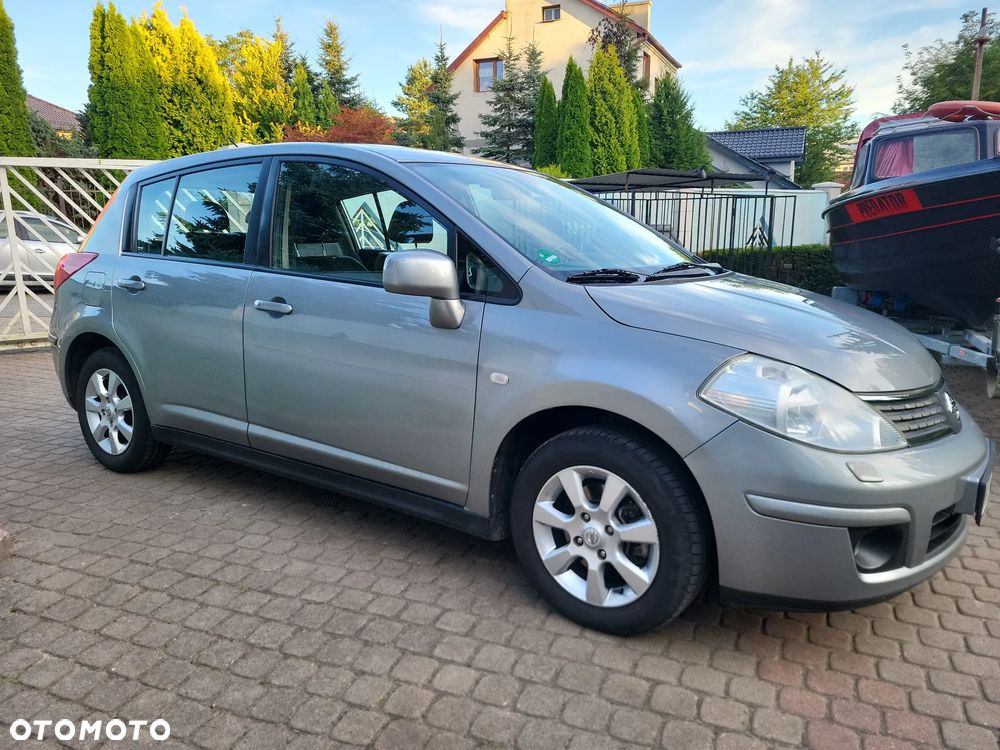 Nissan Tiida 1.6 Visia - 12