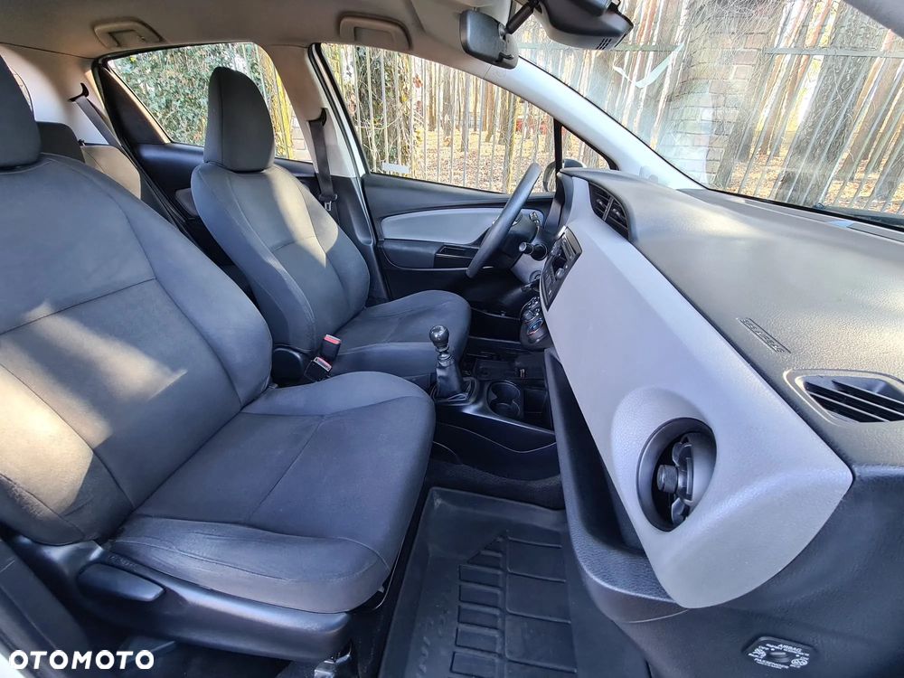 Toyota Yaris 1.5 Active - 30
