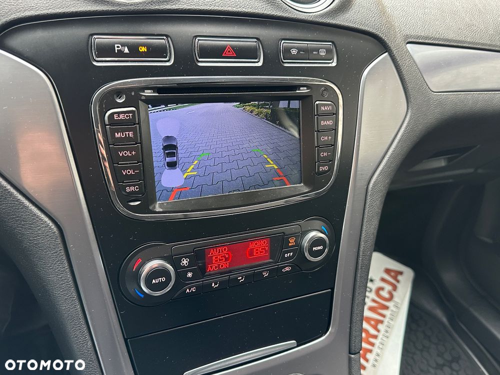 Ford Mondeo 2.0 EcoBoost Titanium X - 38