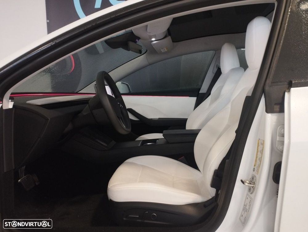 Tesla Model 3 Standard Range Plus RWD - 4