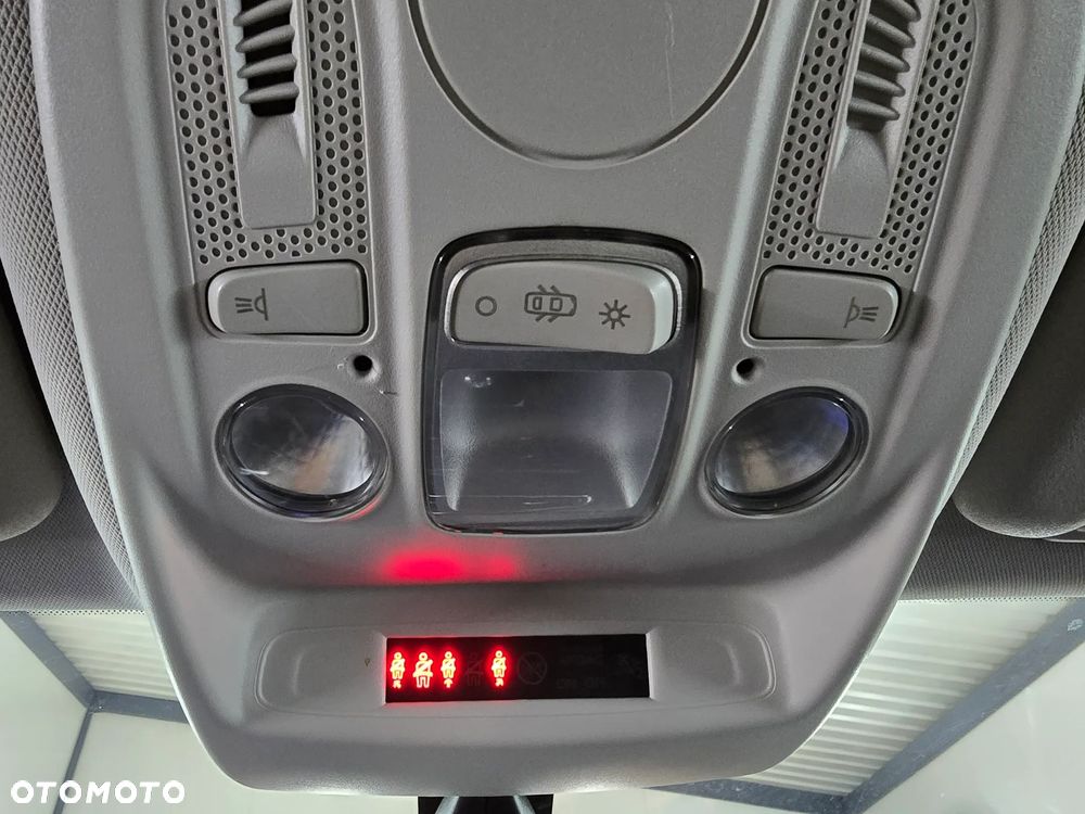 Citroën C4 VTi 120 Style - 29