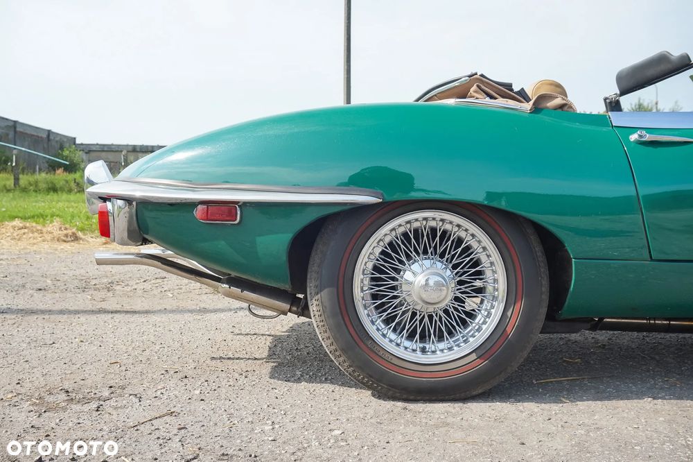 Jaguar E-Type - 23