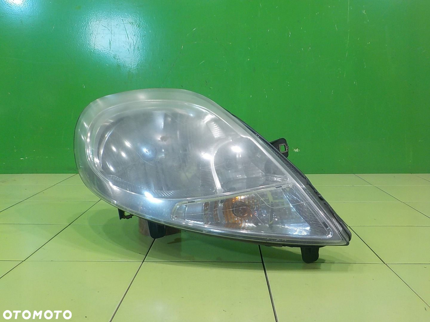 PRIMASTAR TRAFIC VIVARO II LIFT 2.0 DCI 07r lampa prawa przod 8200701366 - 2