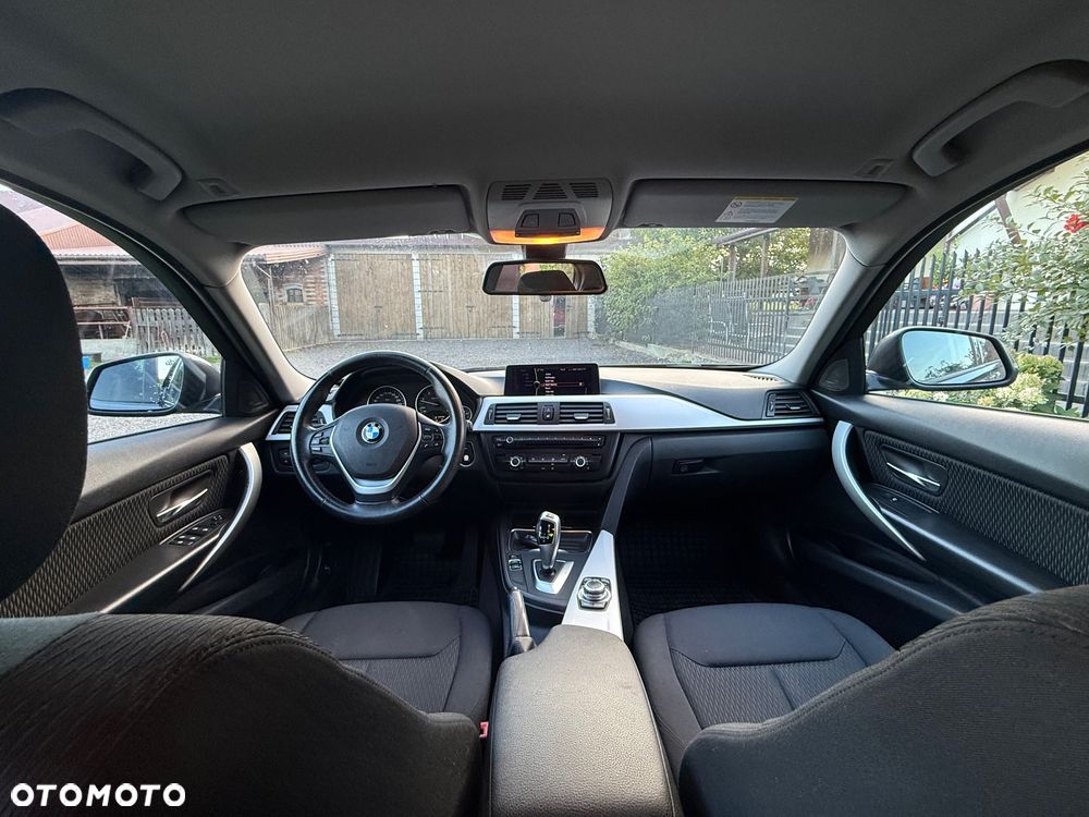 BMW Seria 3 320d Efficient Dynamics Edition Modern Line - 11