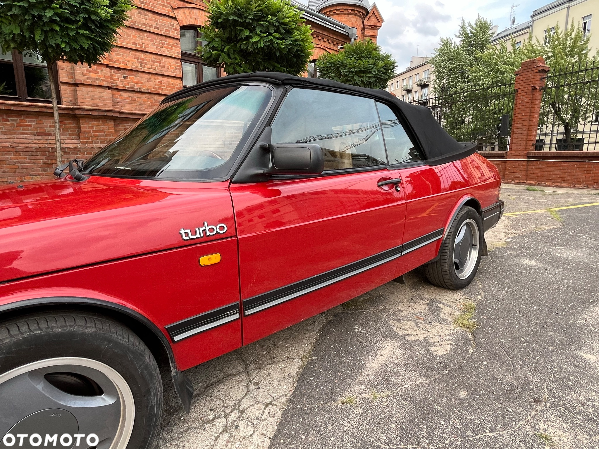 Saab 900 - 33