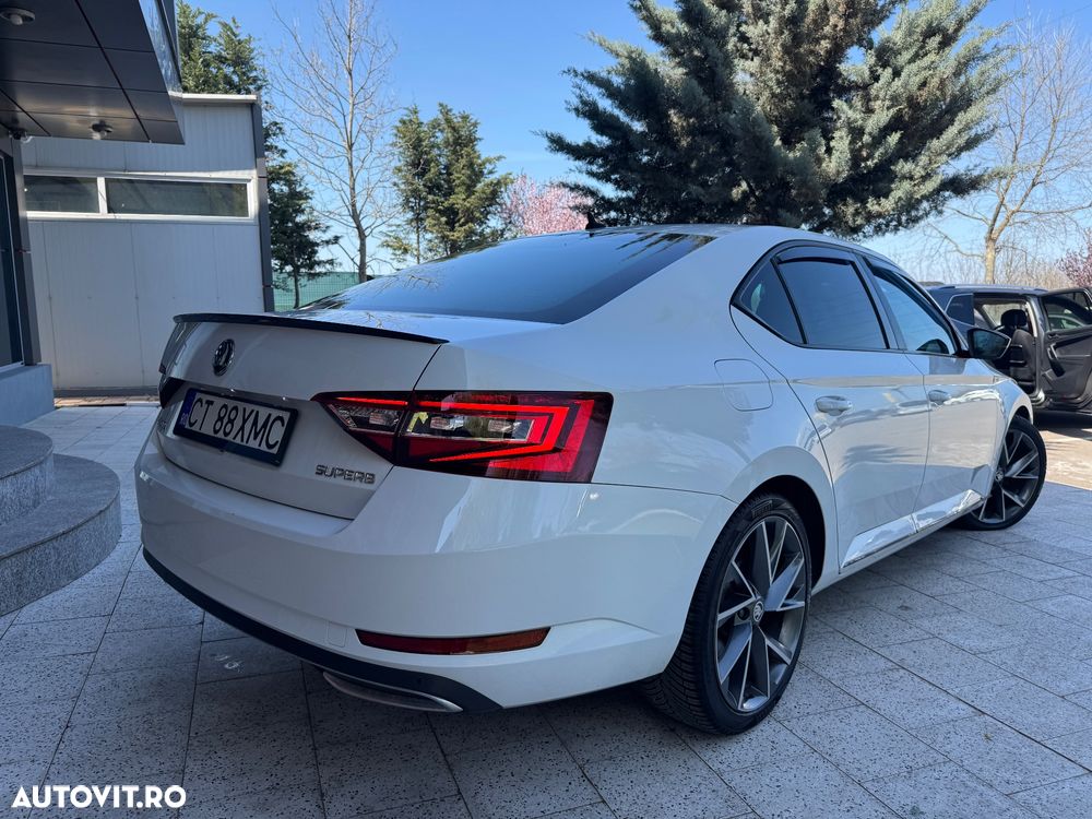 Skoda Superb 2.0 TDI DSG Premium Edition - 3
