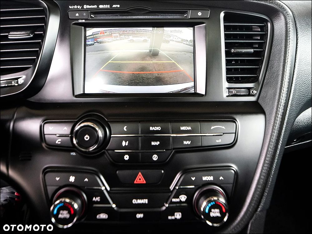 Kia Optima - 22