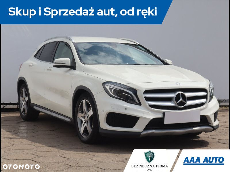 Mercedes-Benz GLA - 2
