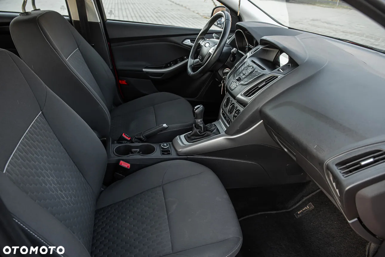 Ford Focus - 27