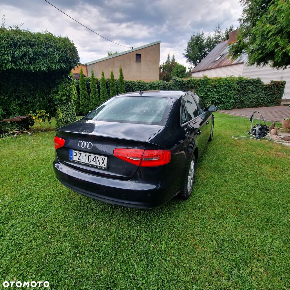 Audi A4 Limousine 2.0 TDI DPF Ambiente - 3
