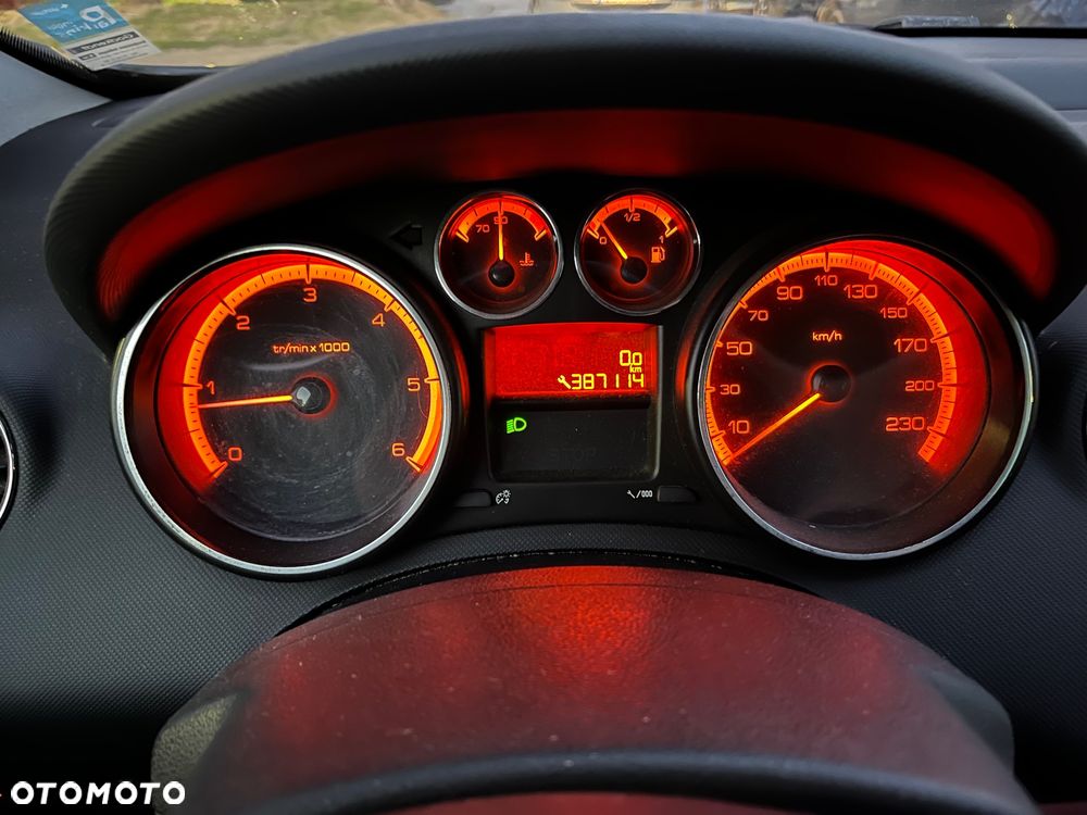 Peugeot 308 HDi FAP 110 (Blue Lion) Business Line Niveau 1 - 16