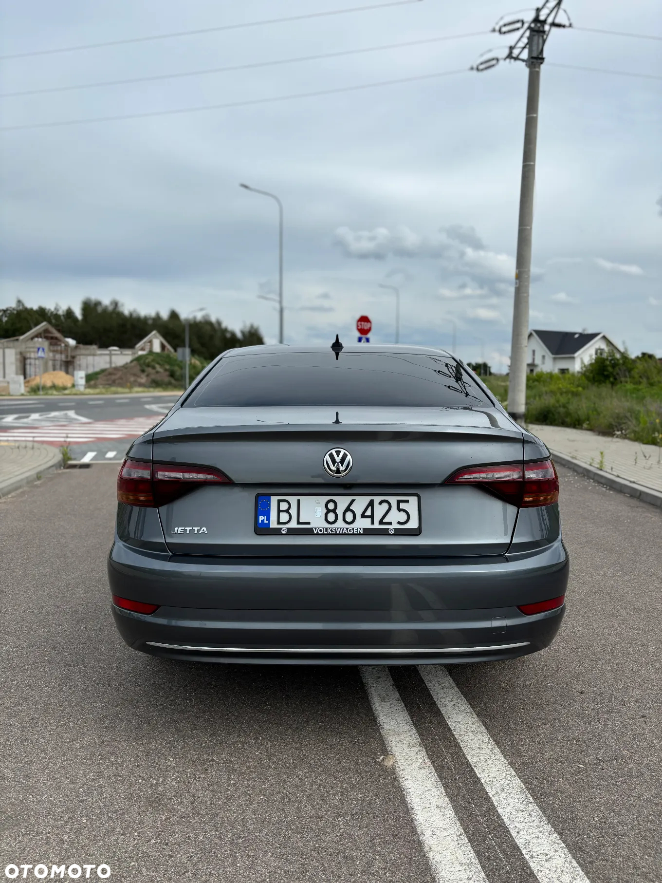 Volkswagen Jetta - 3