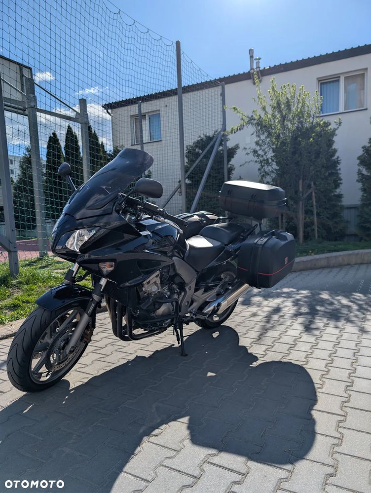 Honda CBF - 1