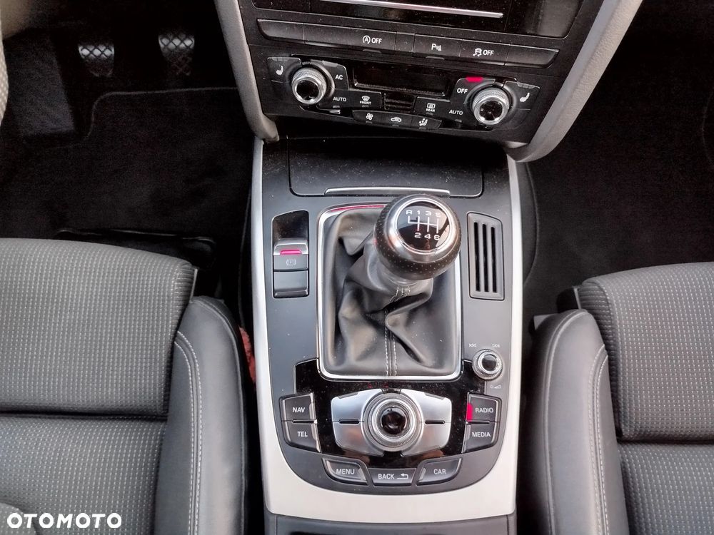 Audi A4 Avant 2.0 TDI DPF Ambiente - 19