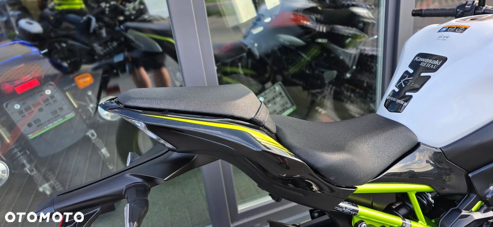 Kawasaki Z 900 - 17