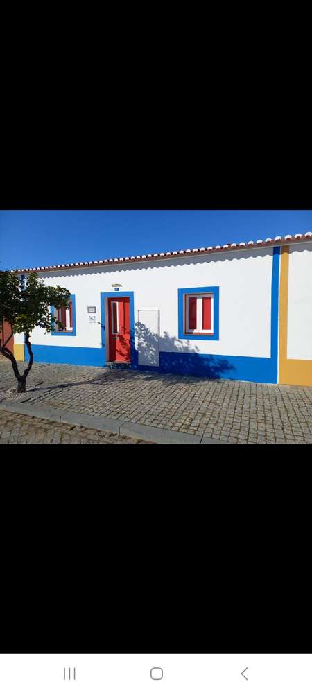 Vende-se vivenda V2 (Alentejana) renovada, na Nova Aldeia da Luz