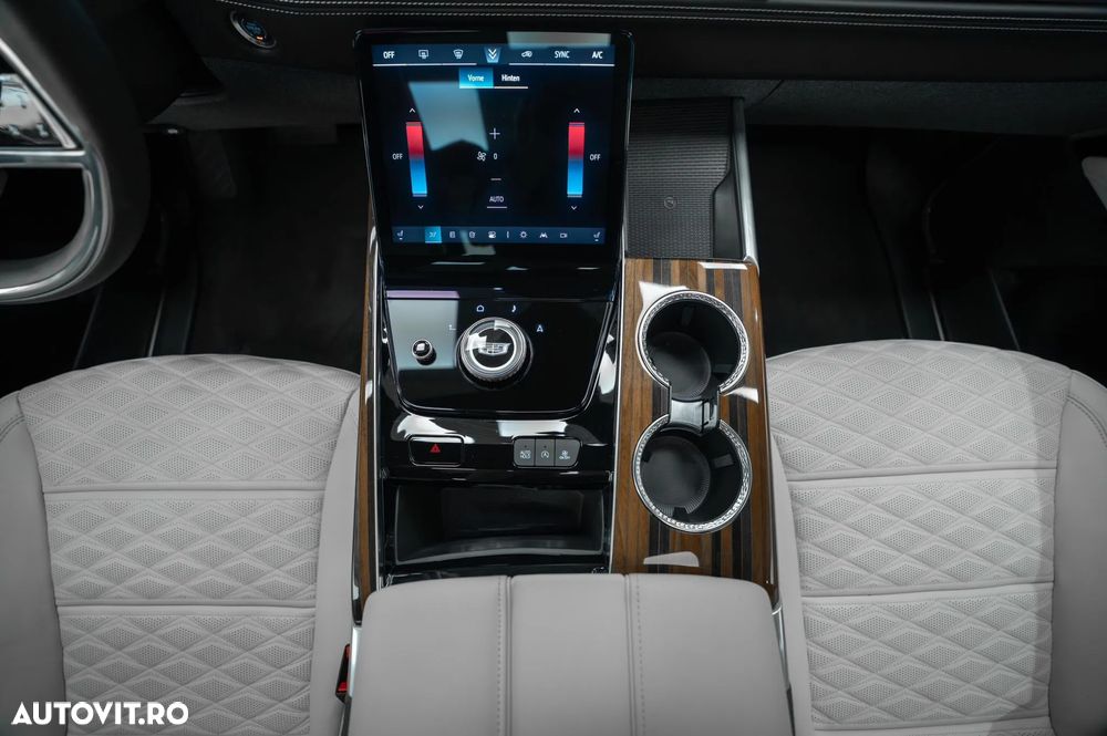 Cadillac Escalade - 19