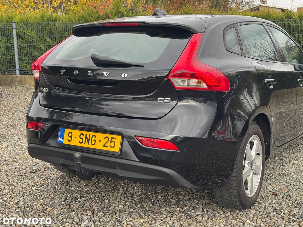 Volvo V40 D2 Momentum - 28