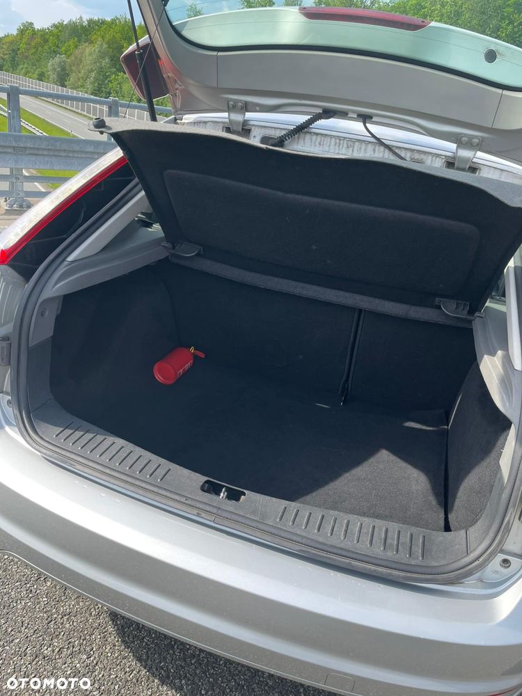 Ford Focus 1.8 TDCi Ambiente - 11