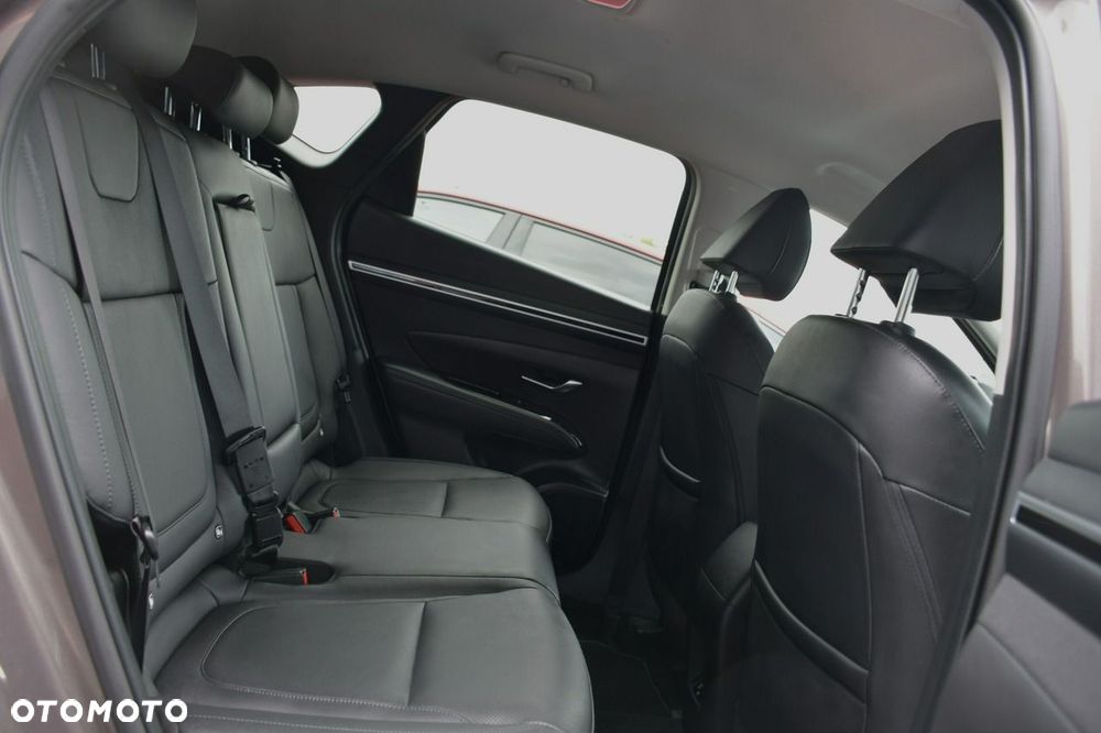 Hyundai Tucson 1.6 T-GDi Executive 2WD - 23