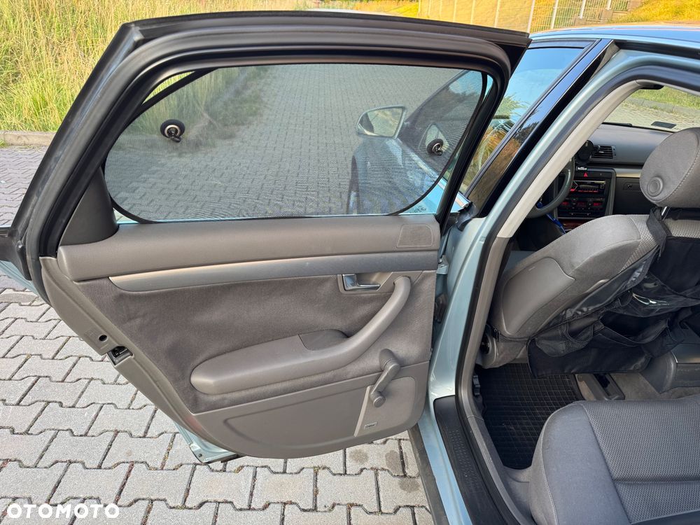 Audi A4 Limousine - 18