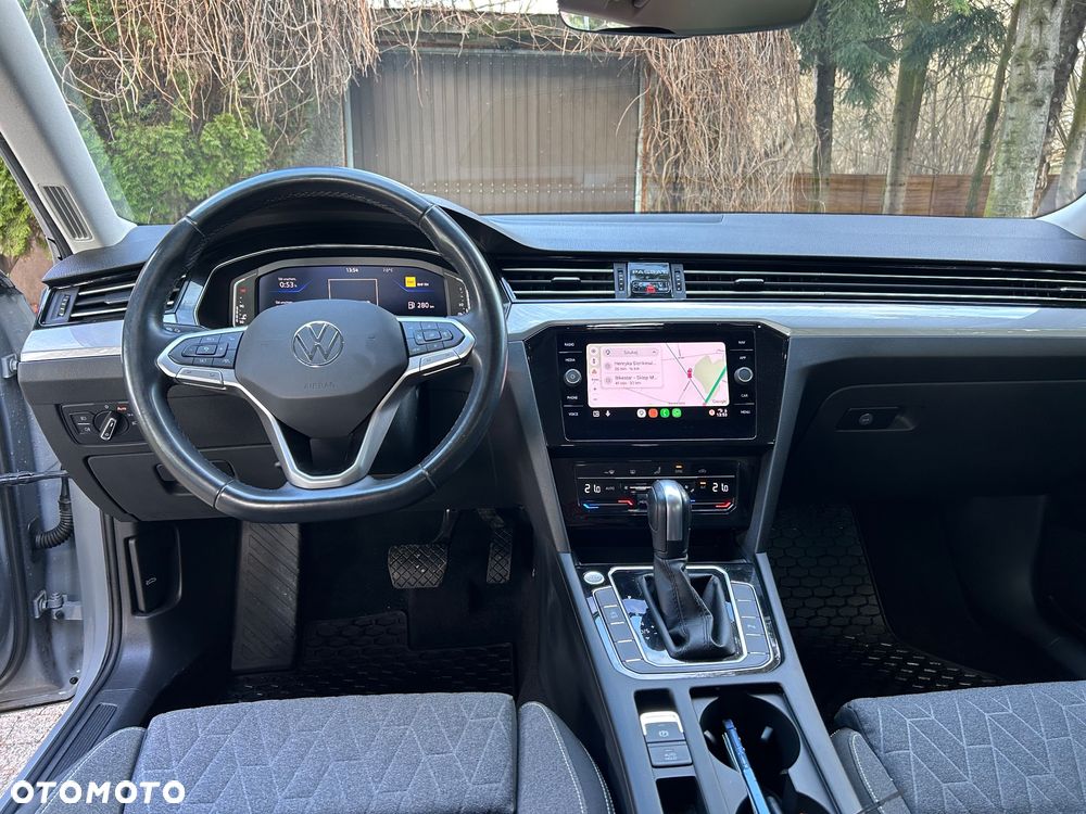 Volkswagen Passat - 27