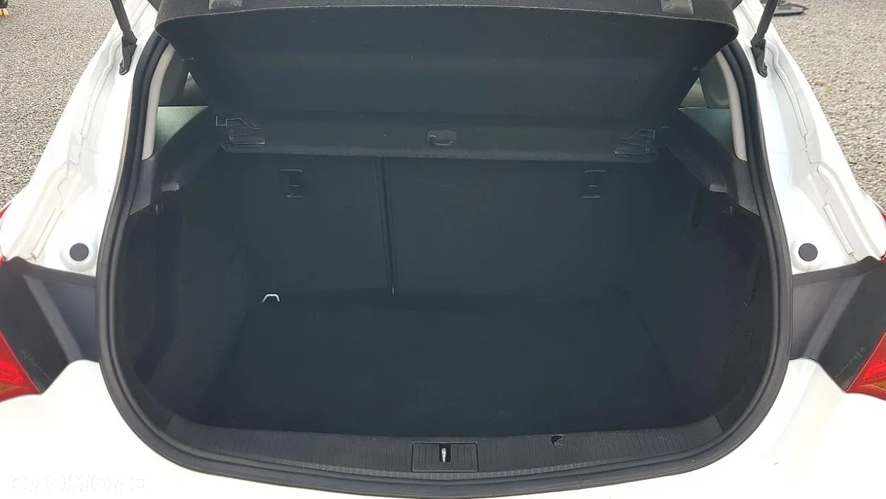 Opel Astra 1.4 Turbo Active - 19