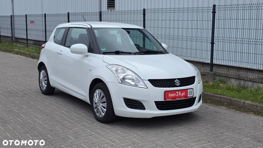 Suzuki Swift 1.2 BlackWhite - 2