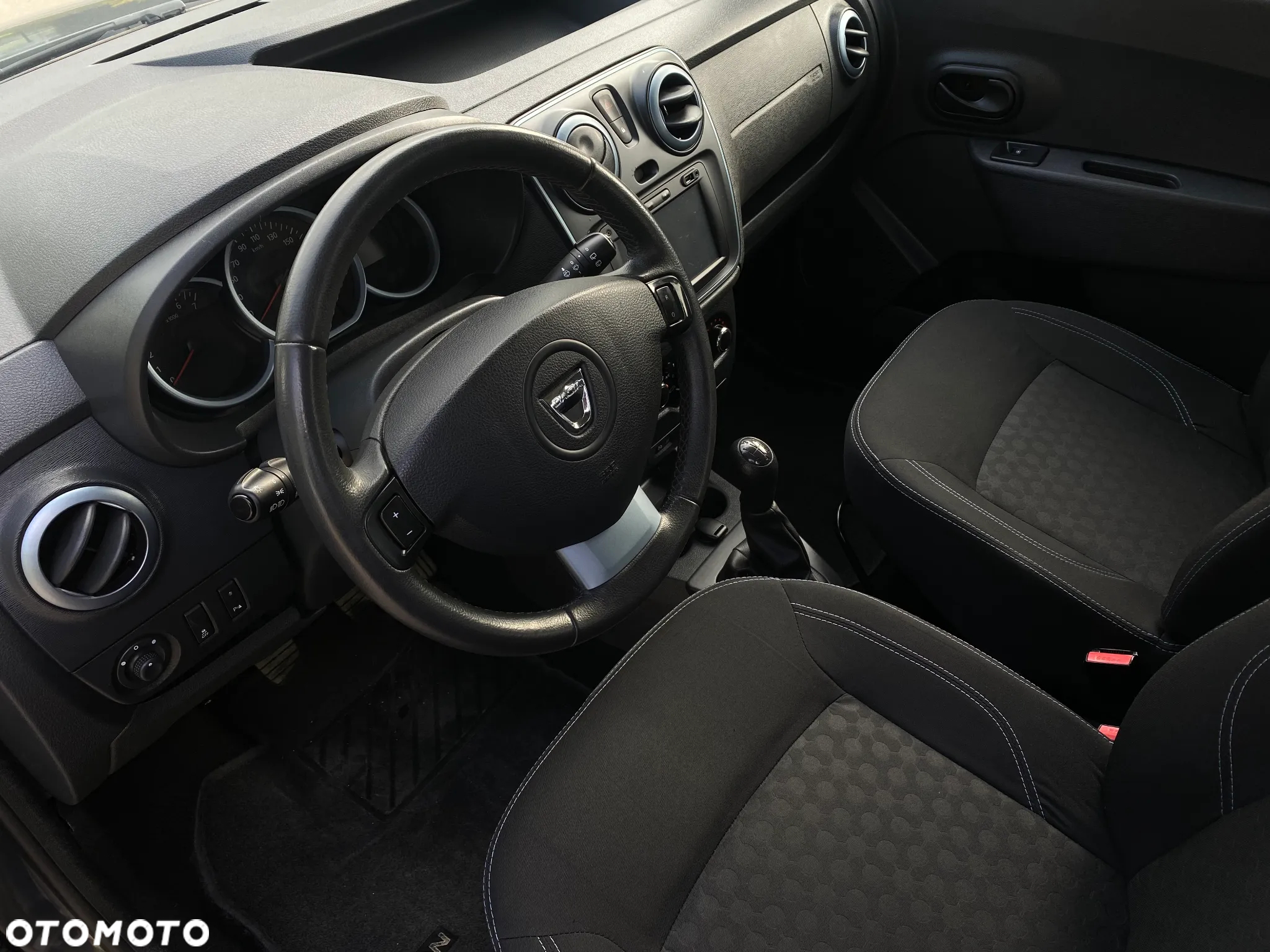 Citroën Berlingo Multispace VTi 120 SELECTION - 28
