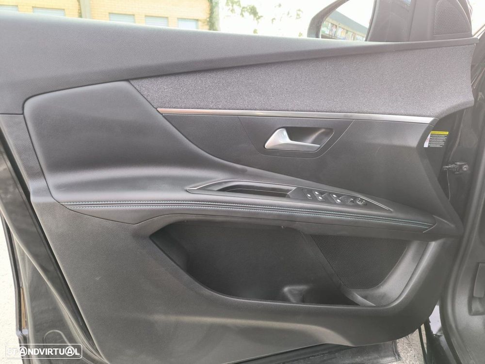 Peugeot 3008 1.5 BlueHDi Allure Pack - 9