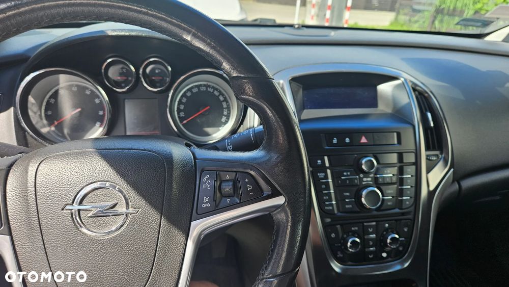 Opel Astra 1.4 T Cosmo - 5