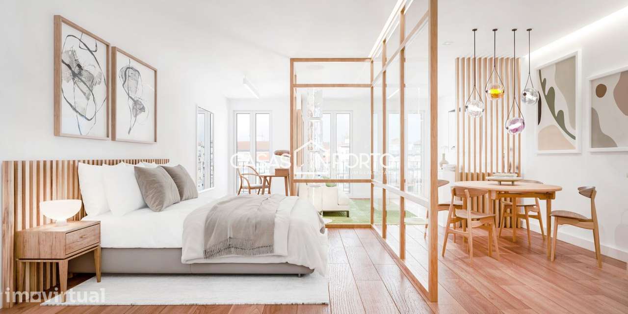 Apartamento T1+1 com varanda no Centro Histórico, junto à Estação - Grande imagem: 2/8