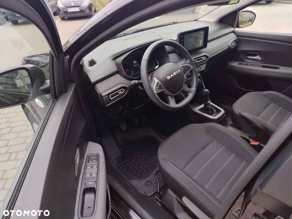 Dacia Sandero - 11