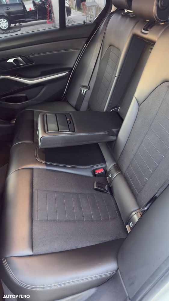 BMW Seria 3 - 11