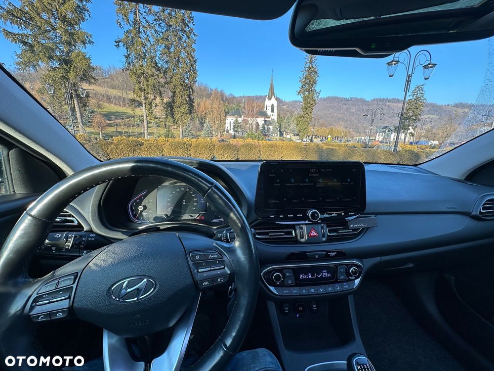 Hyundai i30 1.6 CRDI Premium - 10