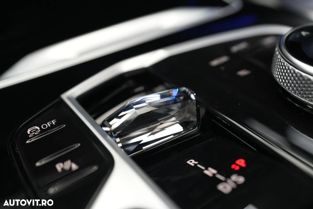 BMW X6 M M60i xDrive - 27