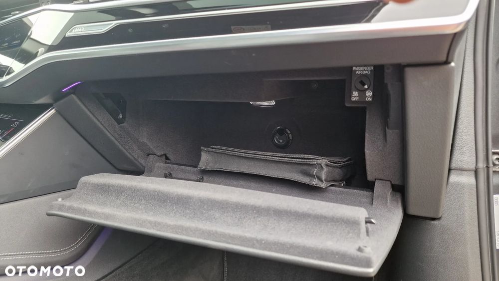 Audi A6 Avant 40 TDI S tronic S line - 25
