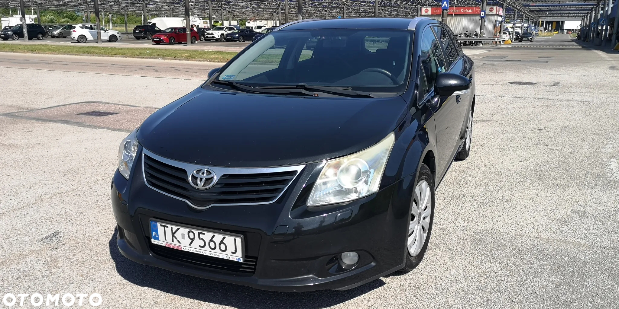 Toyota Avensis 1.8 Luna - 15