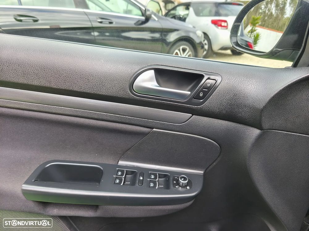 VW Golf Variant 1.6 TDi Style - 13